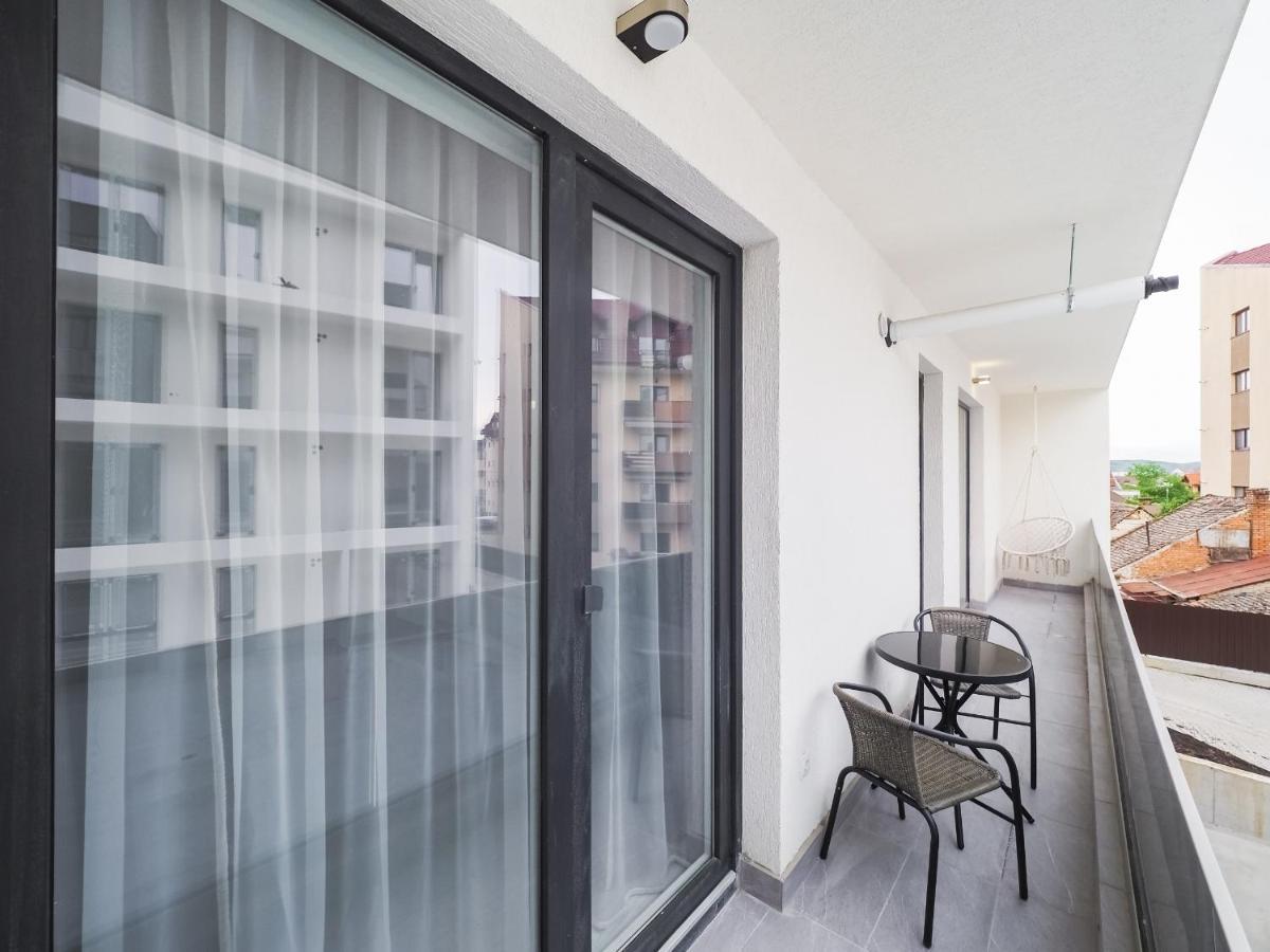 Bohemian Bliss Apartment Sibiu Ngoại thất bức ảnh