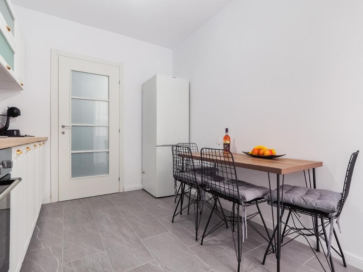 Bohemian Bliss Apartment Sibiu Ngoại thất bức ảnh